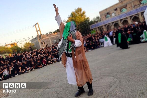 روایت عاشورا با هنرنمایی گروه فرهنگی هنری نینوا در شهرقدس