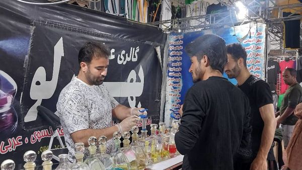 نمایشگاه بهاره در پارسیان