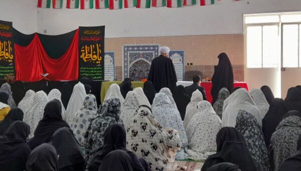 برگزاری تریبون آزاد در آموزشگاه مرحوم پاکدل خلیل آباد