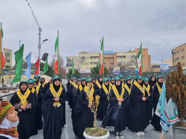 پیشتازان، ضربان پرشور ۲۲ بهمن شدند