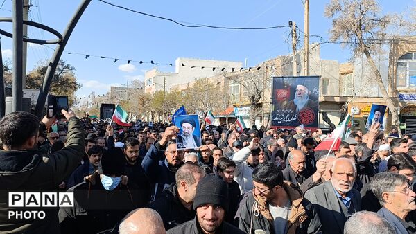گر پدر رفت تفنگ پدری هست هنوز 
