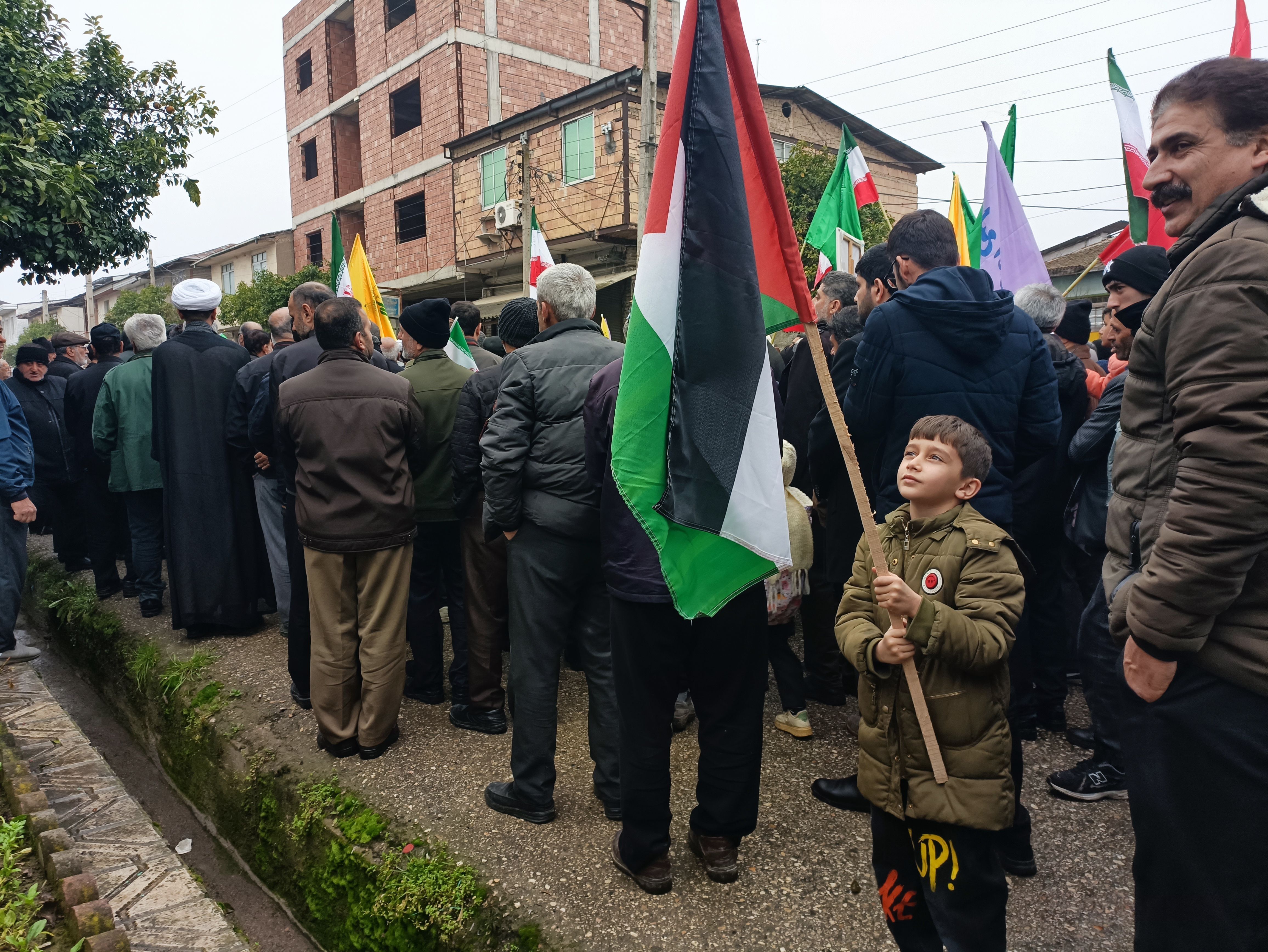 جشن تولد چهل و هفت سالگی انقلاب در گلوگاه 