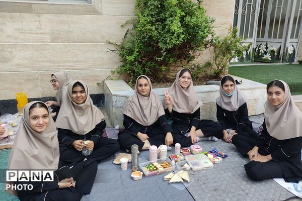 از سفره سلامت تا عطر ارادت؛ جشن مهربانی در مدرسه رضوان‌نو