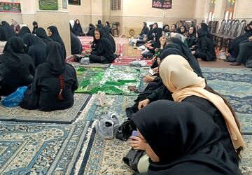 مراسم عزاداری امام حسین (ع) در شهر ایلام 
