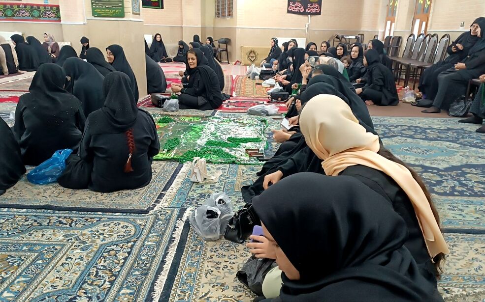مراسم عزاداری امام حسین (ع) در شهر ایلام 