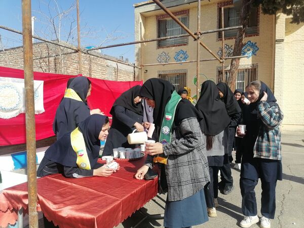  جشن نیمه شعبان در آموزشگاه شهید مجید دهنوی نیشابور 