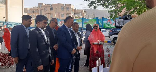 آیین نمادین «سپاس معلم »در ناحیه یک شهرکرد 