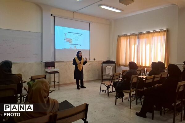 آموزش بهداشت مدارس به معلمان ابتدایی در دانشگاه آزاد اسلامی ملارد 