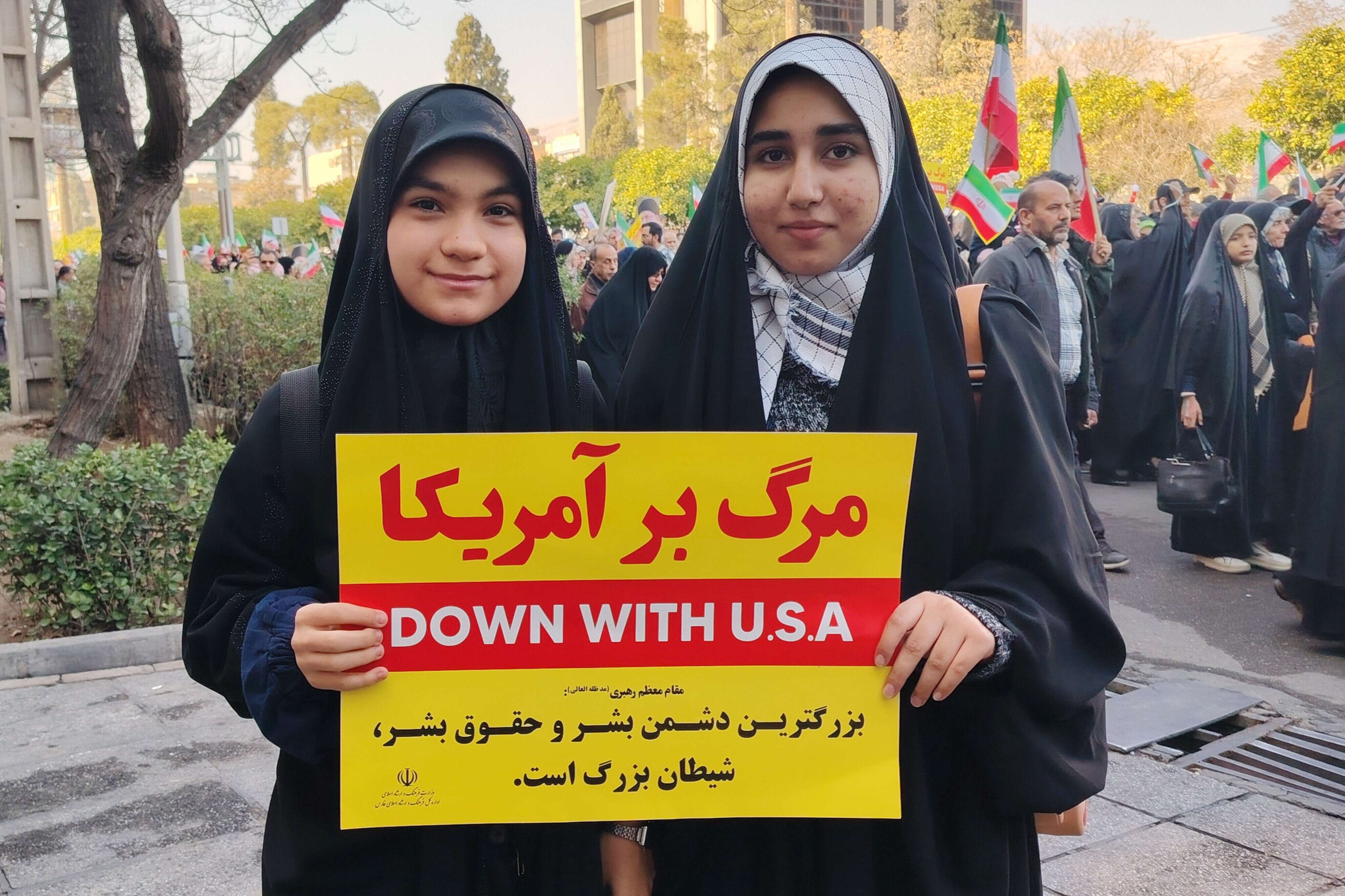 حضور پرشور شیرازی‌ها در محکومیت حوادث تروریستی اخیر