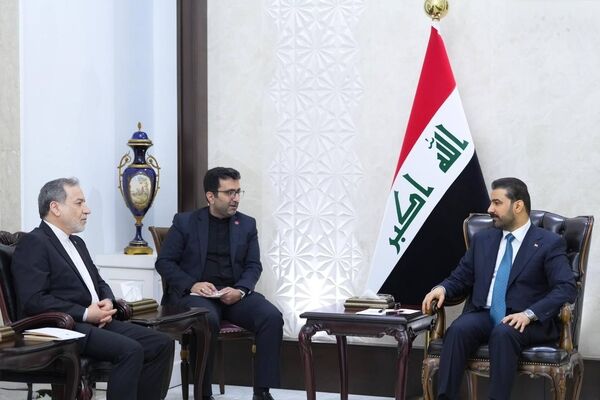 دیدار وزیر امور خارجه جمهوری اسلامی ایران با نخست‌وزیر عراق