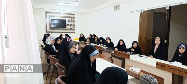 برنامه ریزی و هماهنگی تولید محتوای دانش آموز خبرنگاران پانا در مراسم جاماندگان اربعین