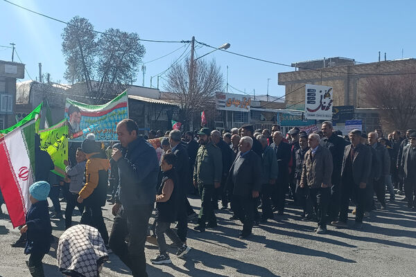 مردم شهر صغاد حامی آرمان‌های انقلاب با حضور در راهپیمایی ۲۲ بهمن