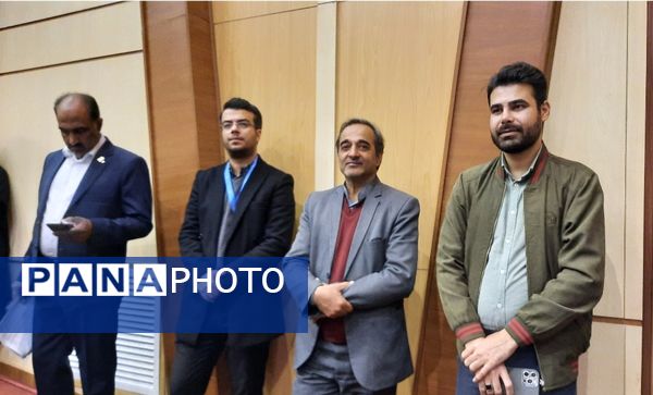  اختتامیه دهمین جشنواره کشوری نوجوان خوارزمی در مشهد