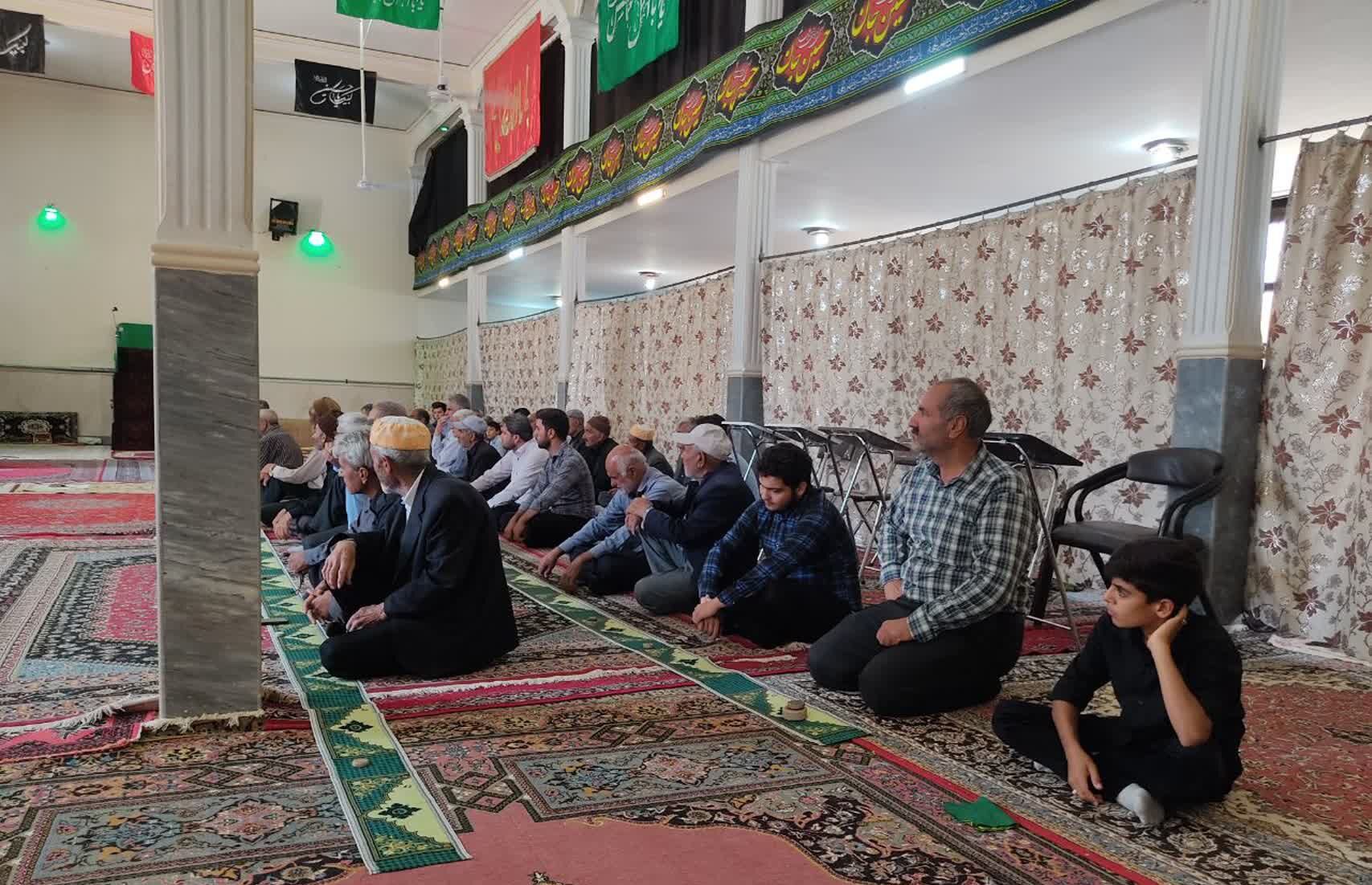 نماز جمعه در شهر تیتکانلو