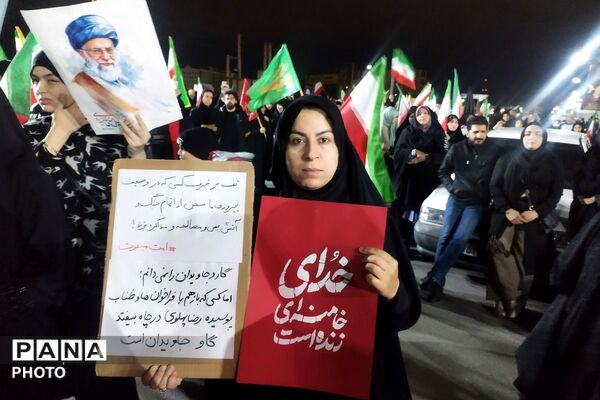 تجمع مردم غیور اسلامشهر در سی شب متوالی