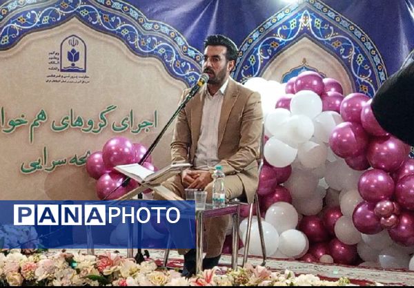 قاب‌های دانش‌آموزی در نمایشگاه قرآن و عترت مصلی تبریز