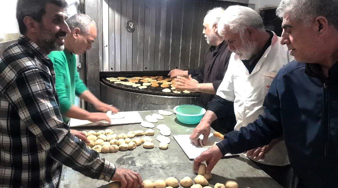هر شب، ۱۲۰۰ فطیرِ همدلی، یاورِ رزمندگان می‌شود
