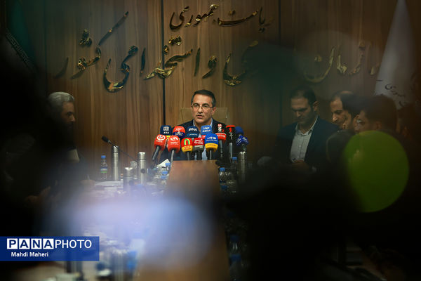 نشست خبری رئیس سازمان اداری و استخدامی کشور