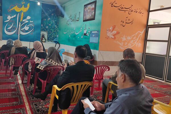برگزاری جلسه آموزش خانواده در دبیرستان شاهد شهید قاسم سلیمانی
