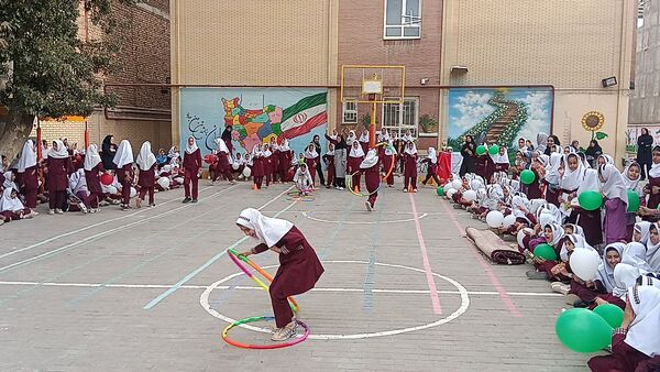 مراسم المپیاد ورزشی درون مدرسه ای دبستان شطیطه۲