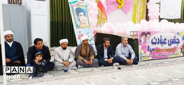 شکوه بندگی هزار روزه‌اولی در مصلی رودبار جنوب