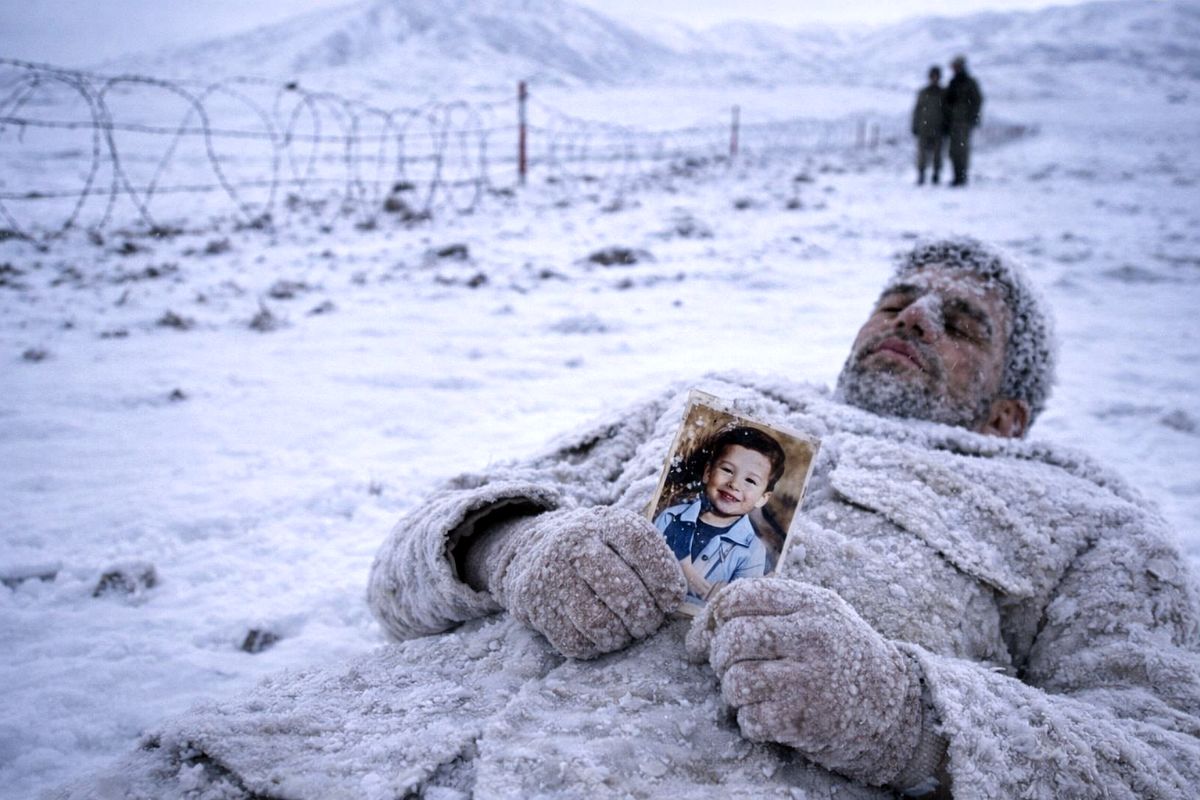 روز پدر با قاب عکسی در دست؛ روایت پدری که مرز شد