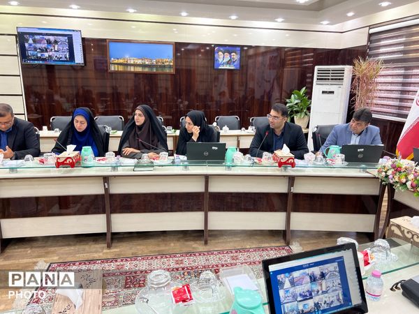 سی و ششمین جلسه ستاد راهبری نماد در بوشهر با تأکید بر بهره‌گیری از ظرفیت‌های سازمان دانش‌آموزی 