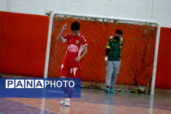 آتیش بازی کاشمری ها در لیگ کشوری ۱۶ ساله‌ها