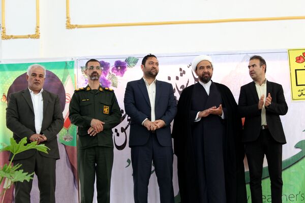 همایش گرامیداشت هفته معلم در شهرستان گرمه