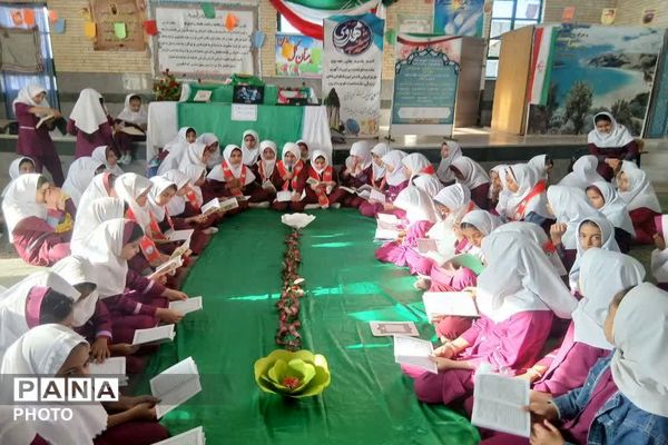محفل انس با قرآن کریم دختران پیشتاز آموزشگاه نوریه جیرفت