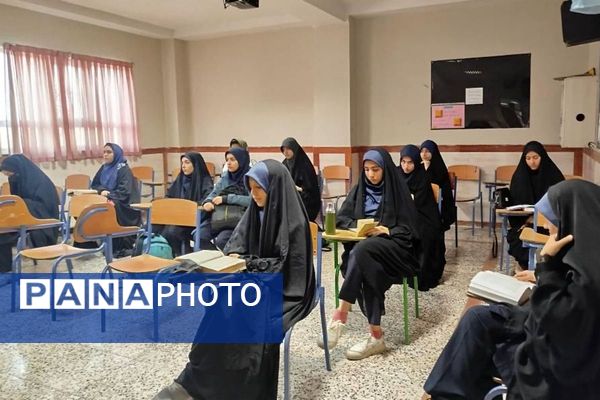 چهل و چهارمین دوره مسابقات قرآن، عترت و نماز: درخشش دانش‌آموزان در دبیرستان شاهد الغدیر