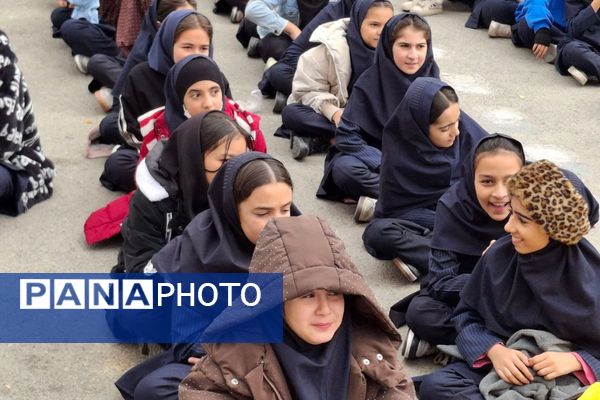 جشن ولادت منجی، در مدرسه مریم بهارستان دو