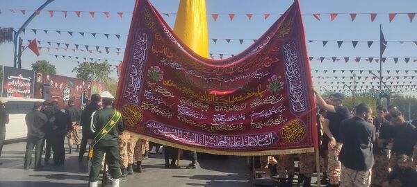 کاروان عشق و وفا از میدان بزرگمهر تا گلستان شهدا