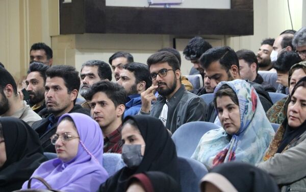 همایش «پازل هویت» 