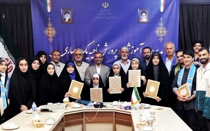 خادمیاری امام رضا(ع) الگویی برای نشر مهرورزی در جامعه است