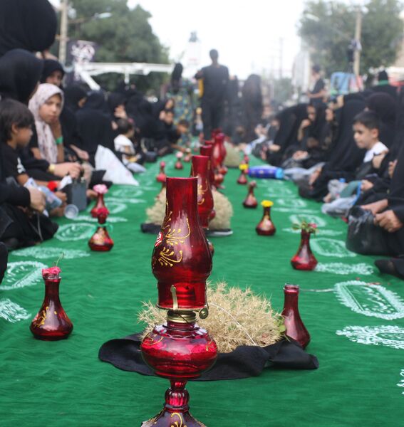 برپایی سفره حضرت رقیه(س) در زنجان