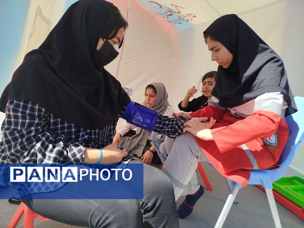 برپایی موکب سازمان دانش‌آموزی شهرستان فاروج