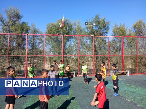 مسابقه فوتبال دوستانه در آموزشگاه شهید ابراهیم رضوی
