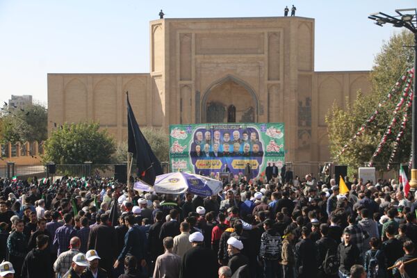 فریاد استکبار ستیزی از ورامین طنین انداز شد