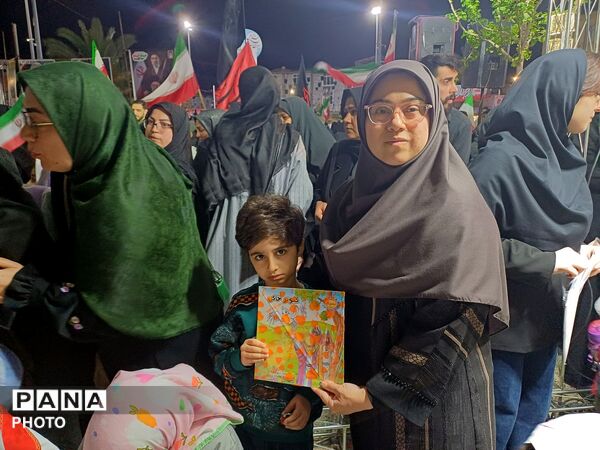 فریاد وطن‌خواهی دانش‌آموزان در گلوگاه