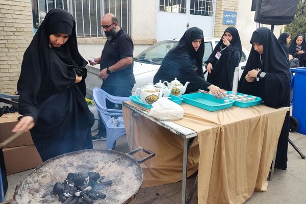 پیاده‌روی و موکب گردی کودکانه در دانشگاه صنعتی شیراز به‌مناسبت اربعین حسینی