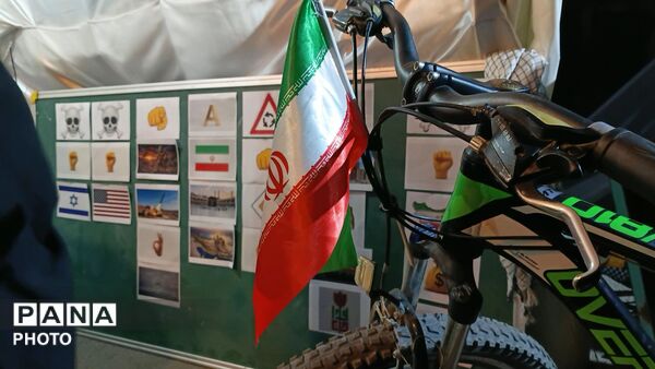 غرفه «پاتوق نوجوان مبارز»؛ مقصد داغ نوجوانان نظرآباد