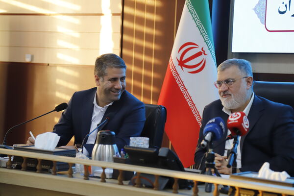 هم‌اندیشی مدیران مناطق آموزش و پرورش در استانداری تهران