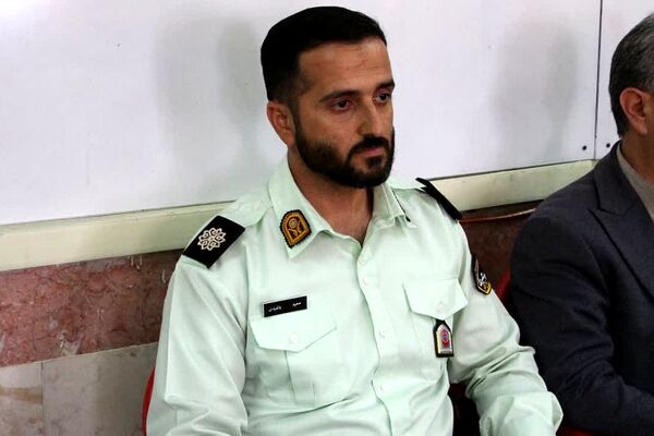 بازدید امام جمعه و مسئولان رودهن از دبیرستان آیت‌الله طالقانی رودهن 