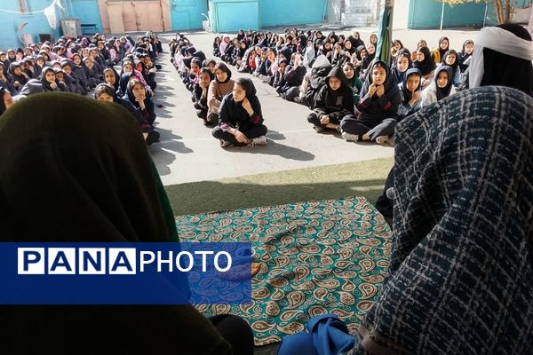 برگزاری نمایش مذهبی به مناسبت شهادت حضرت فاطمه الزهرا (س)در مدرسه پیام قرآن اسلامشهر