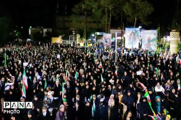  نود و نهمین شب تجمعات مردمی شهرستان نجف‌آباد؛ جلوه‌ای از بصیرت و همبستگی