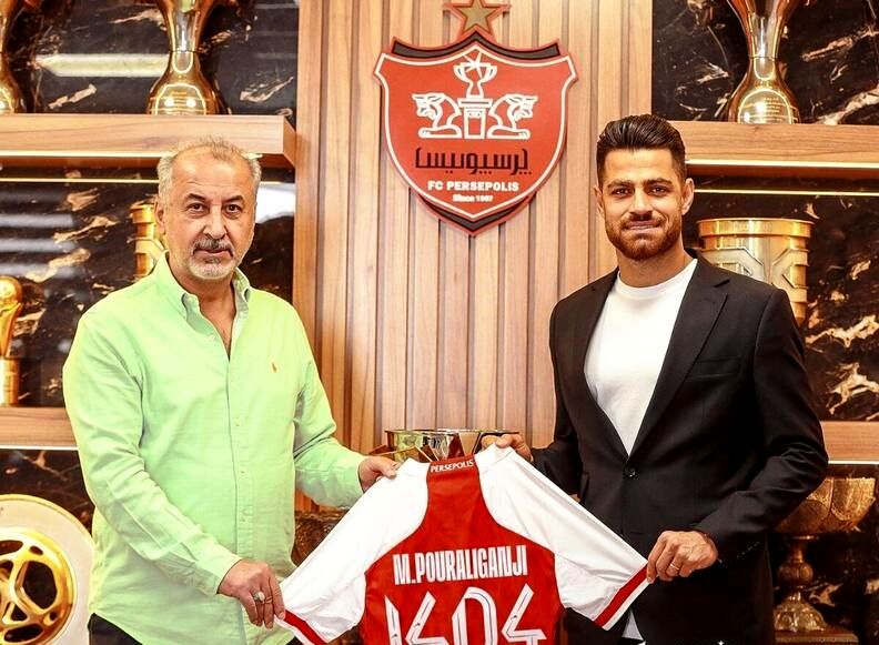 پورعلی‌گنجی با پرسپولیس تمدید کرد
