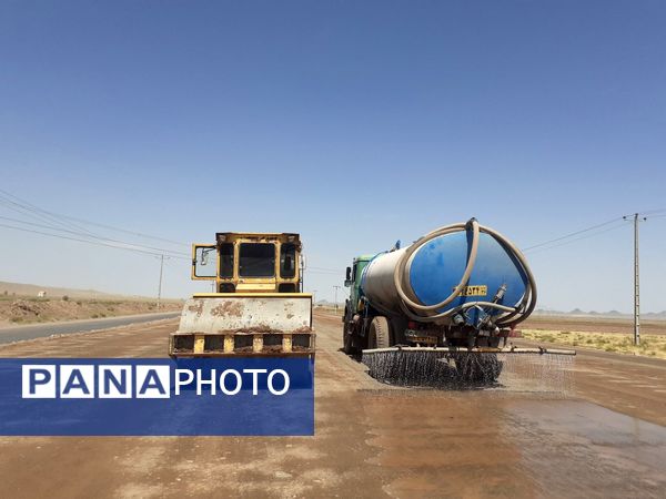 تسریع در اجرای پروژه ارتقای محور رباط سنگ - کدکن با دوبرابر شدن ماشین آلات راه سازی 