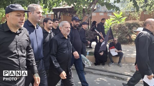 وداع آخر فرهنگیان با حضور وزیر آموزش و پرورش با رهبر شهید