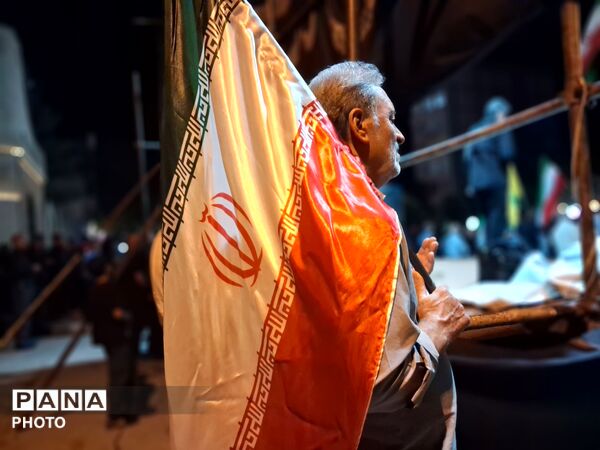 همه پای کار ایران